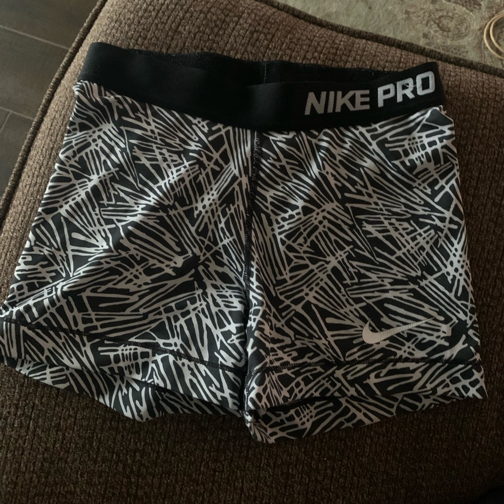 Nike Pros! Black and white print
